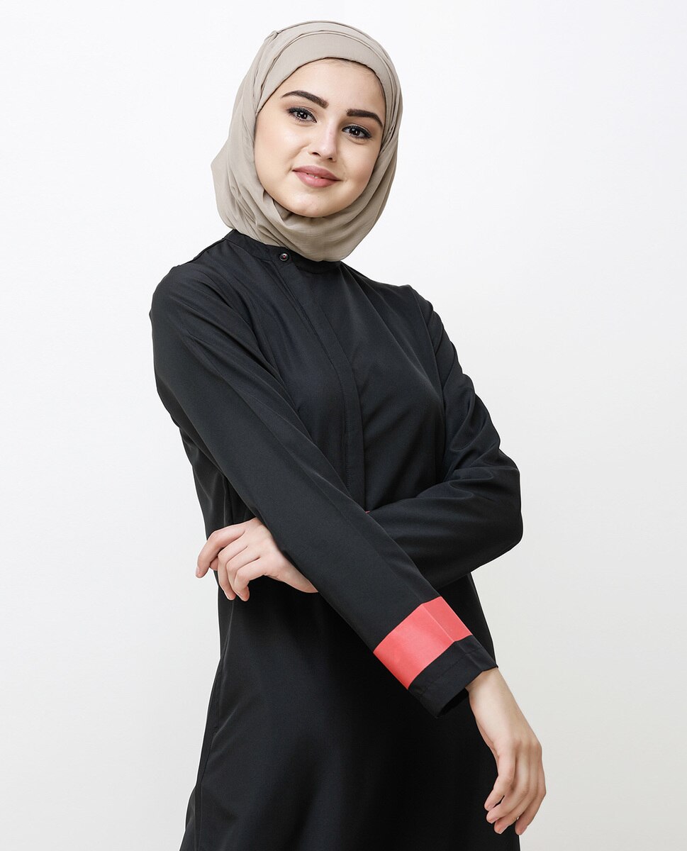 Off Center Black Placket Jilbab Abaya