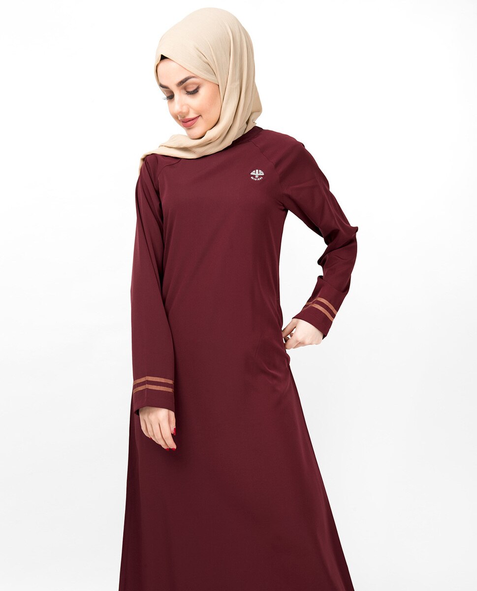 Simple Maroon Jilbab Abaya