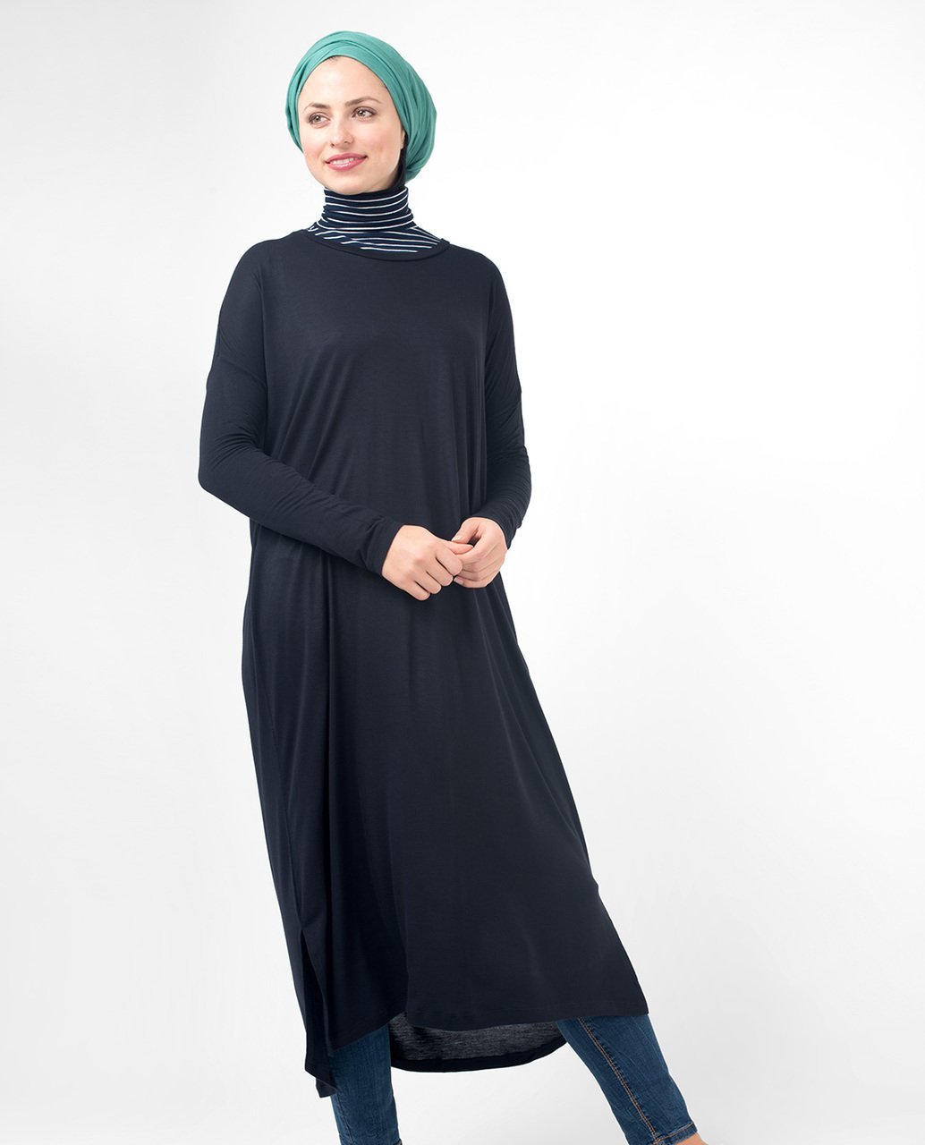 Black Casual Long Modest Top Small (8-10) Petite (- 5'2")