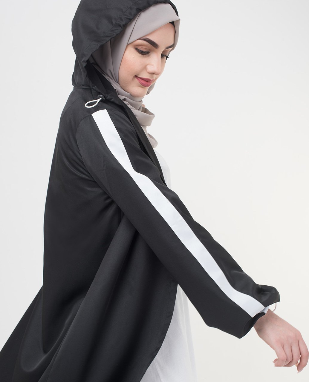 Black Hooded Outerwear Small Petite (- 5'2") Black