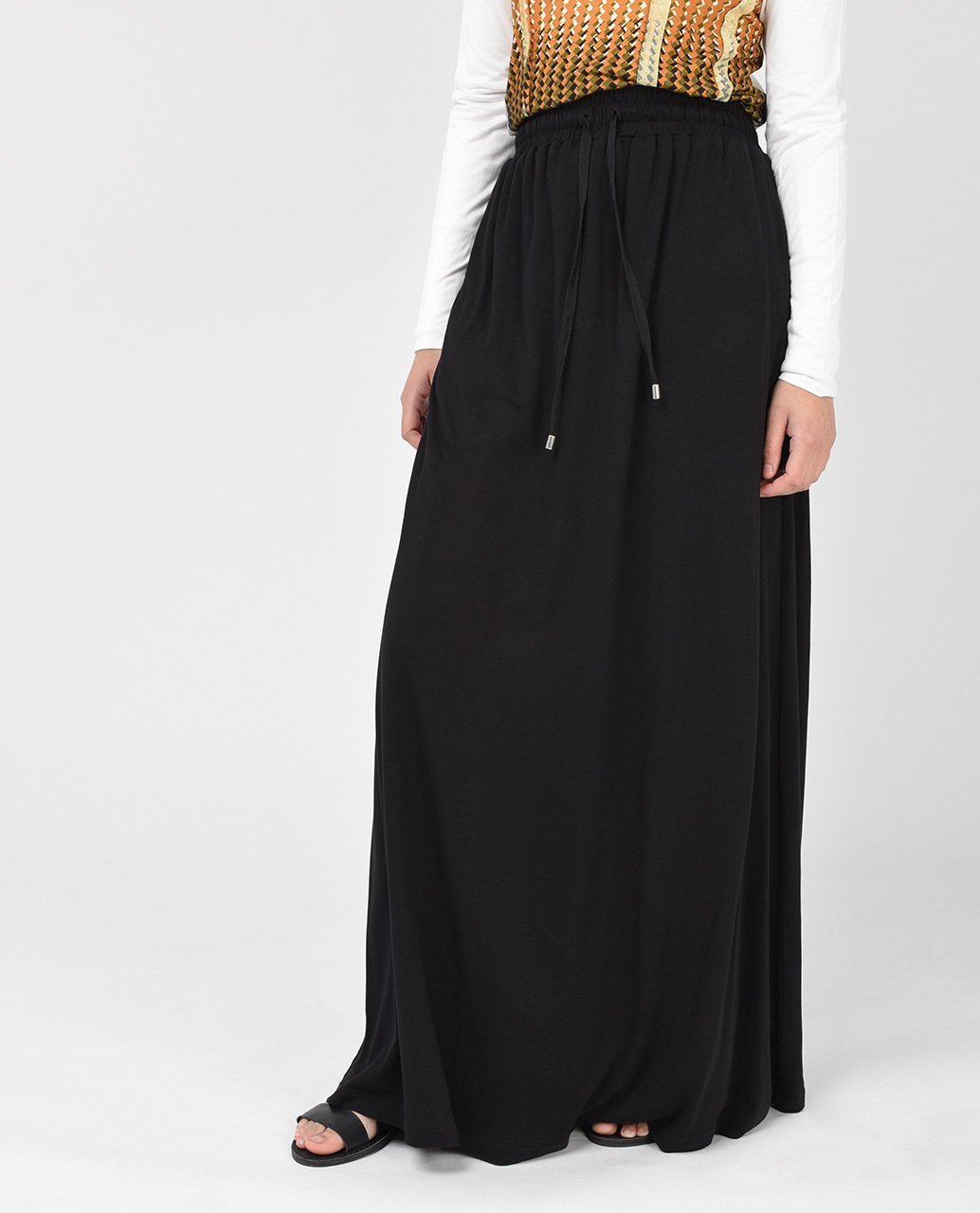 Black Long Maxi Skirt Slim Petit (W28 L36)