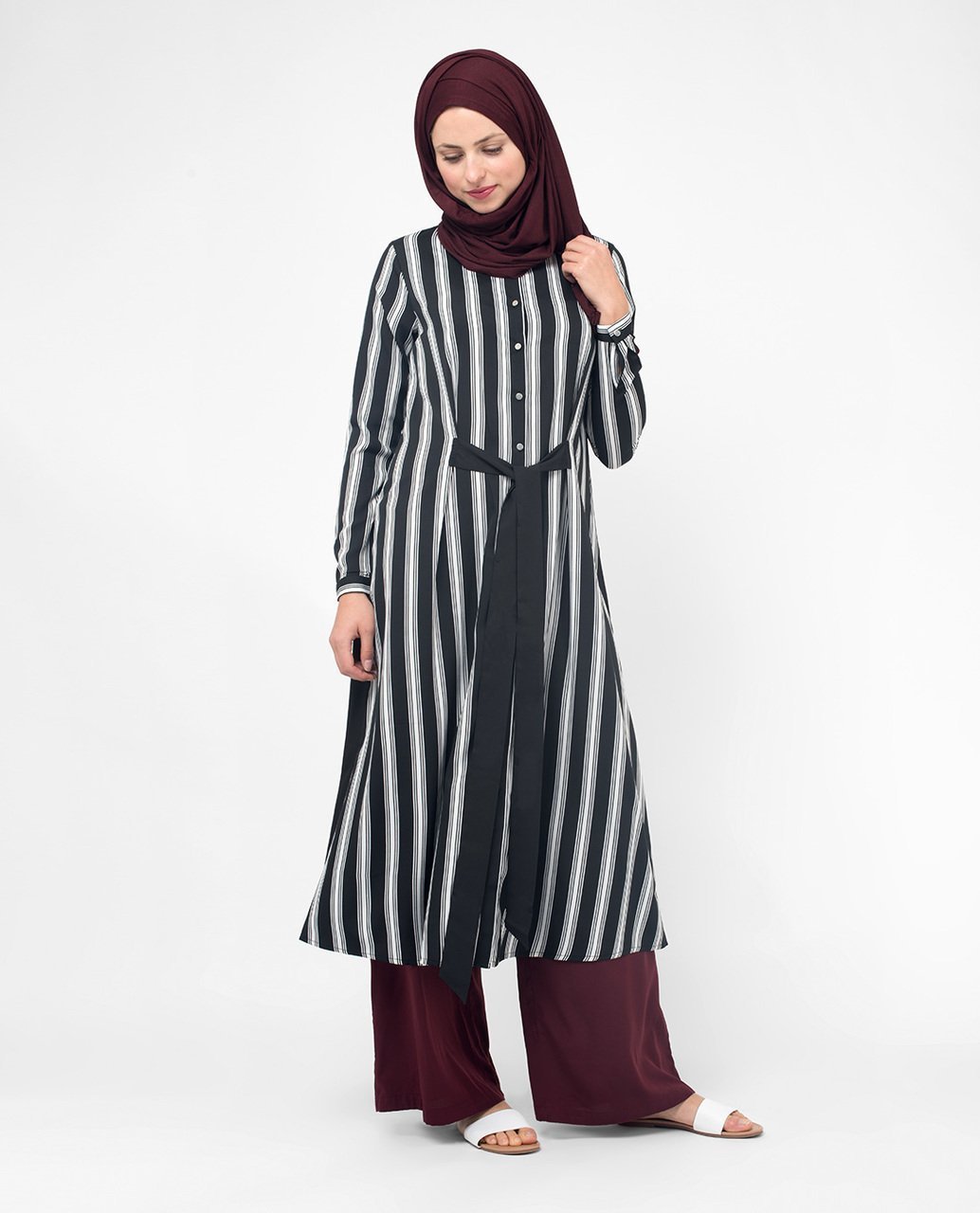 Black & White Modest Shirt Dress Small (8-10) Petite (- 5'2")