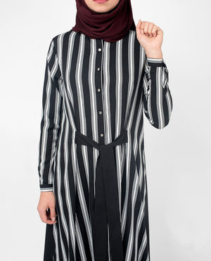 Black & White Modest Shirt Dress Small (8-10) Petite (- 5'2")
