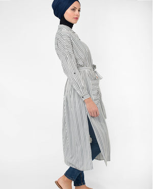 Black & White Striped Modest Shirt Dress Small (8-10) Petite (- 5'2")