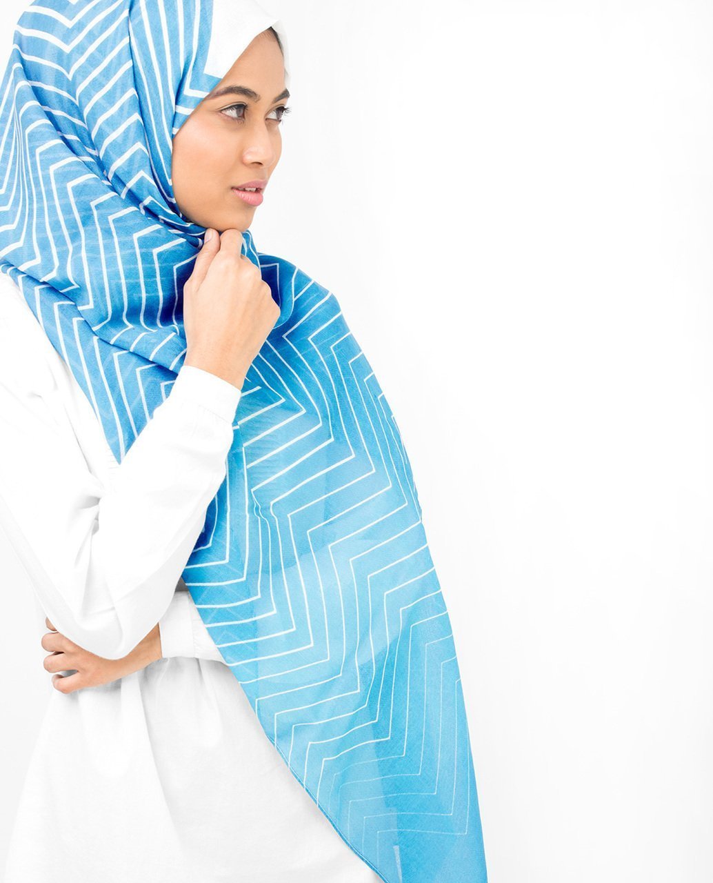 Blue Ziz Zag Viscose Hijab Regular Blue