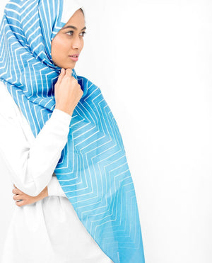 Blue Ziz Zag Viscose Hijab Regular Blue