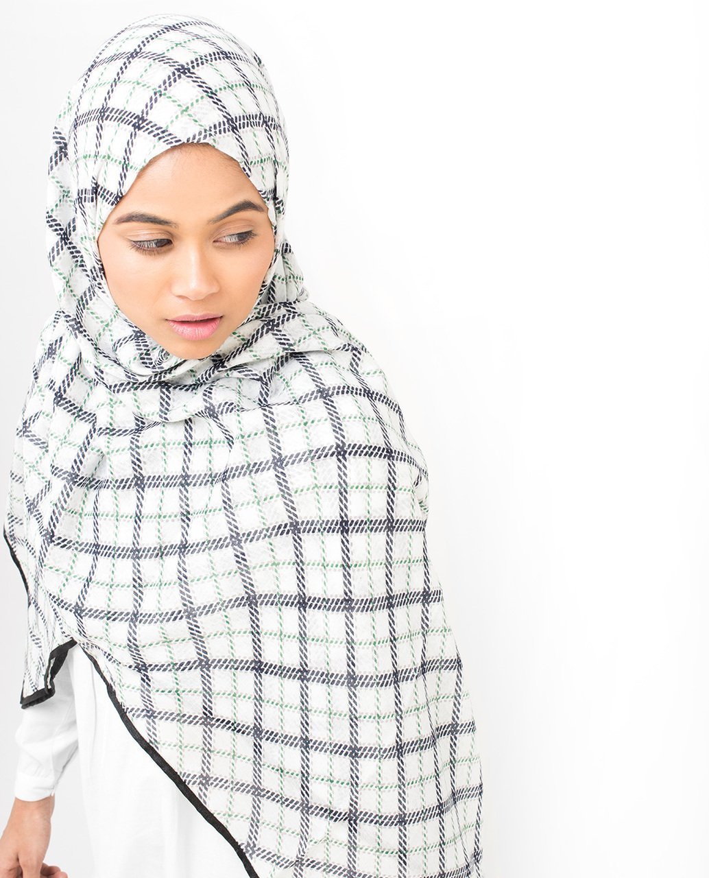 Check Motif Viscose Hijab Regular