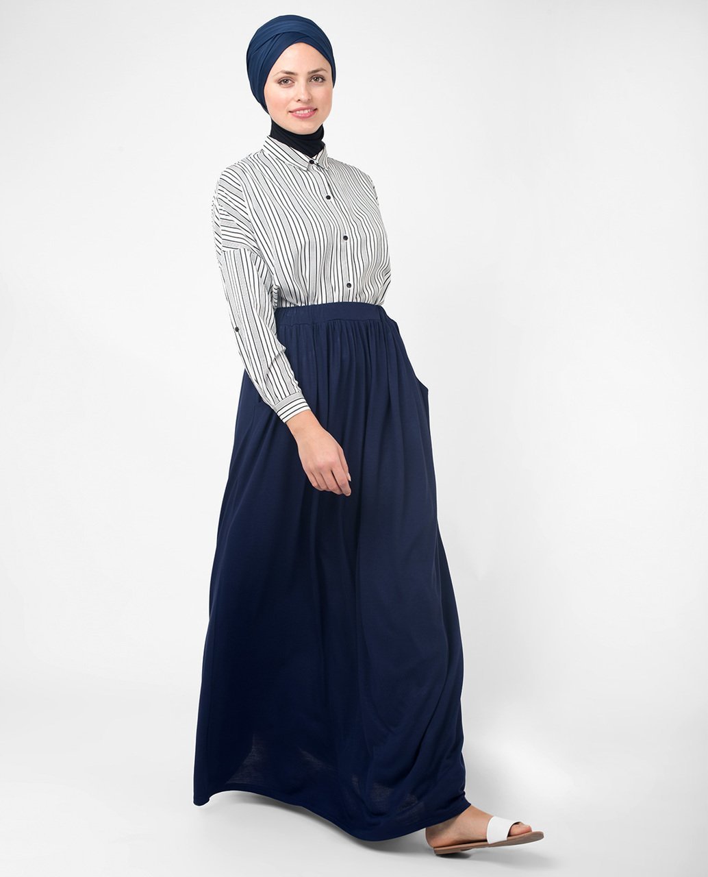 Full Length Navy Flared Skirt S 5'2" Navy