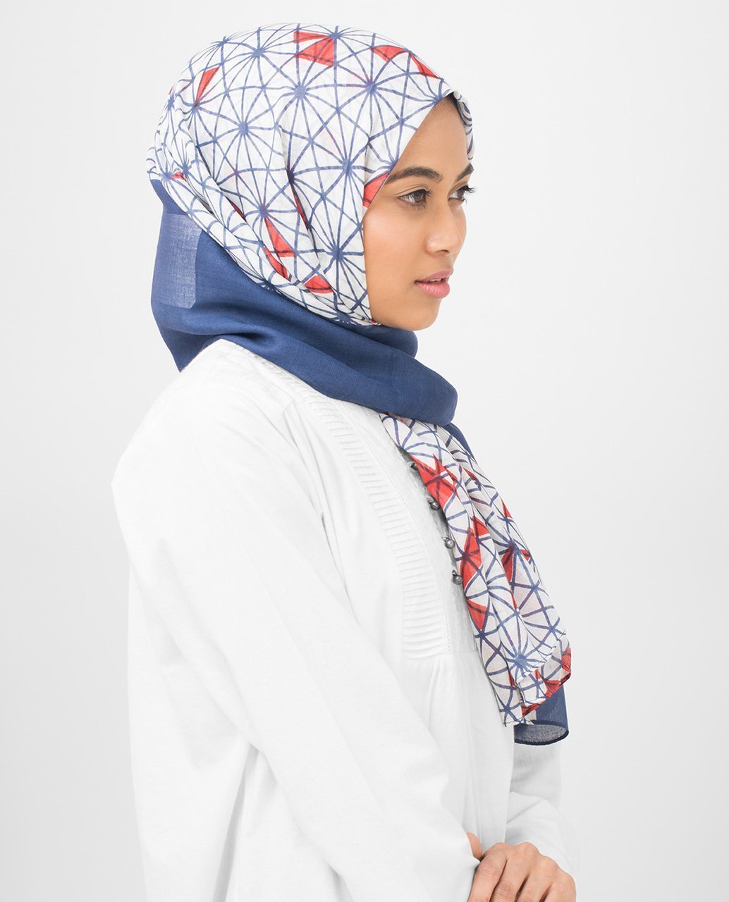 Geo Delight Viscose Hijab Regular