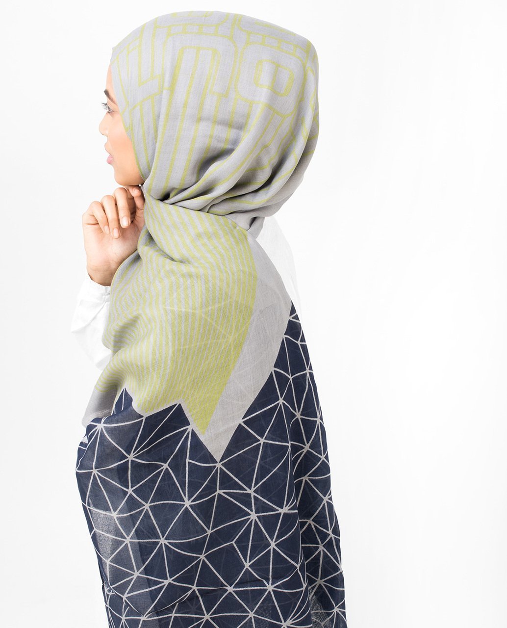 Geo & Line Print Viscose Hijab Regular Geo & Line