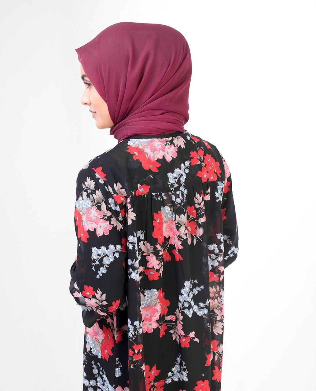 Long Black Floral Kimono Small (8-10) Petite (- 5'2") Black Floral