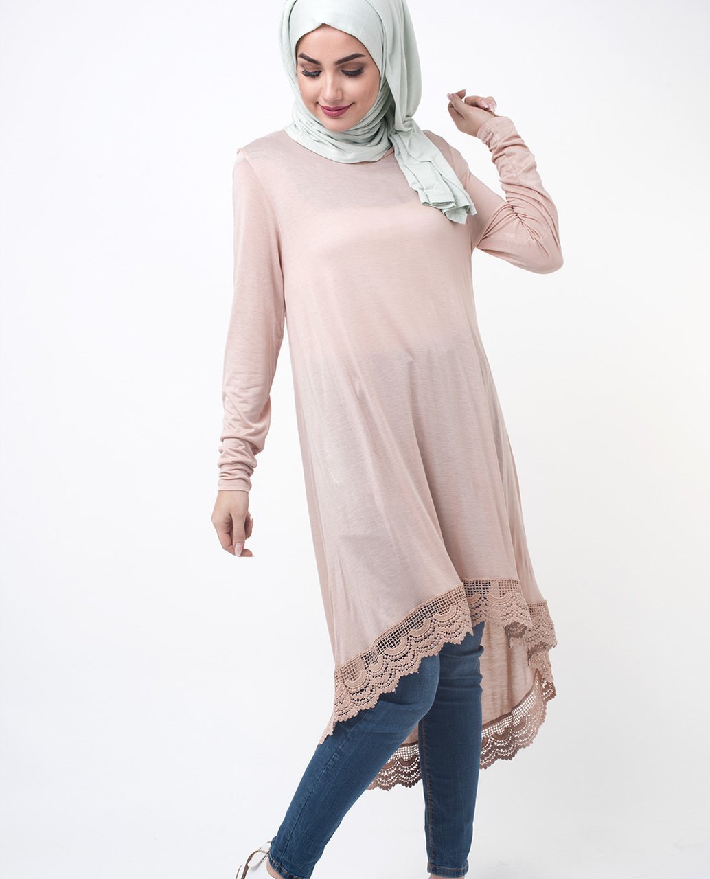 Peach Lace Dipped Hem Modest Top Small (8-10) Petite (- 5'2") Peach