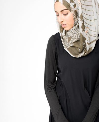 Pine Bark Hijab Medium