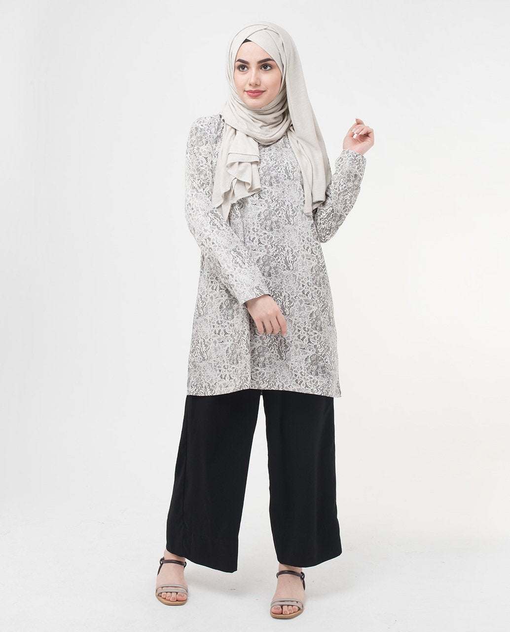 Summer Lace Printed Modest Top Small Petite (- 5'2")