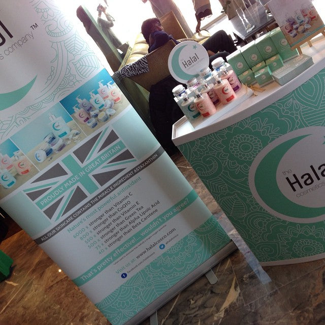 Halal Men's Moisturizing Serum Face Beard Oud Retail Stand