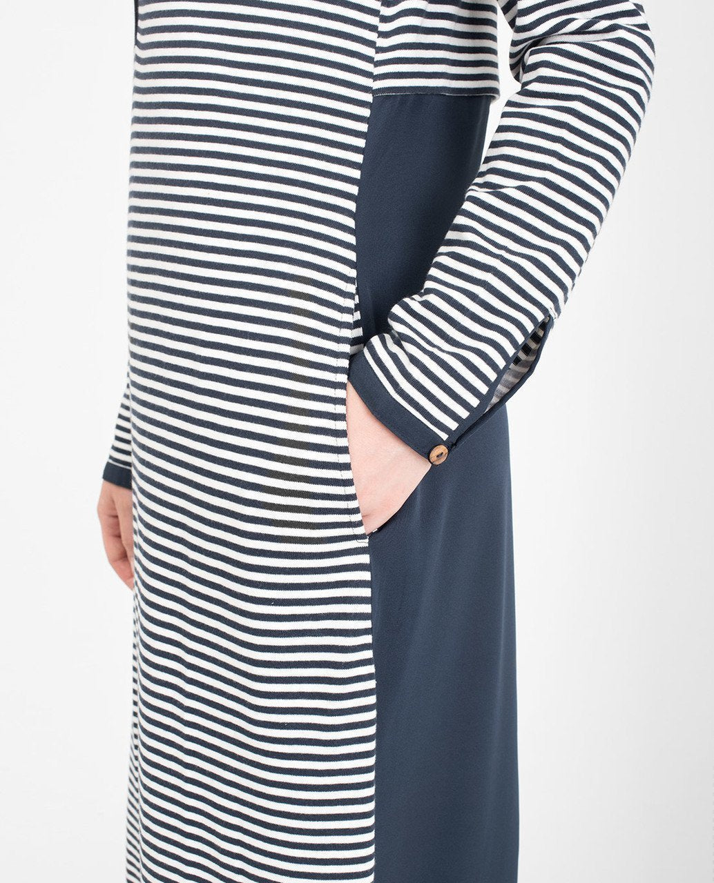 Beautiful Navy White Striped Mix Fabric Abaya or Jilbab S 54 Navy