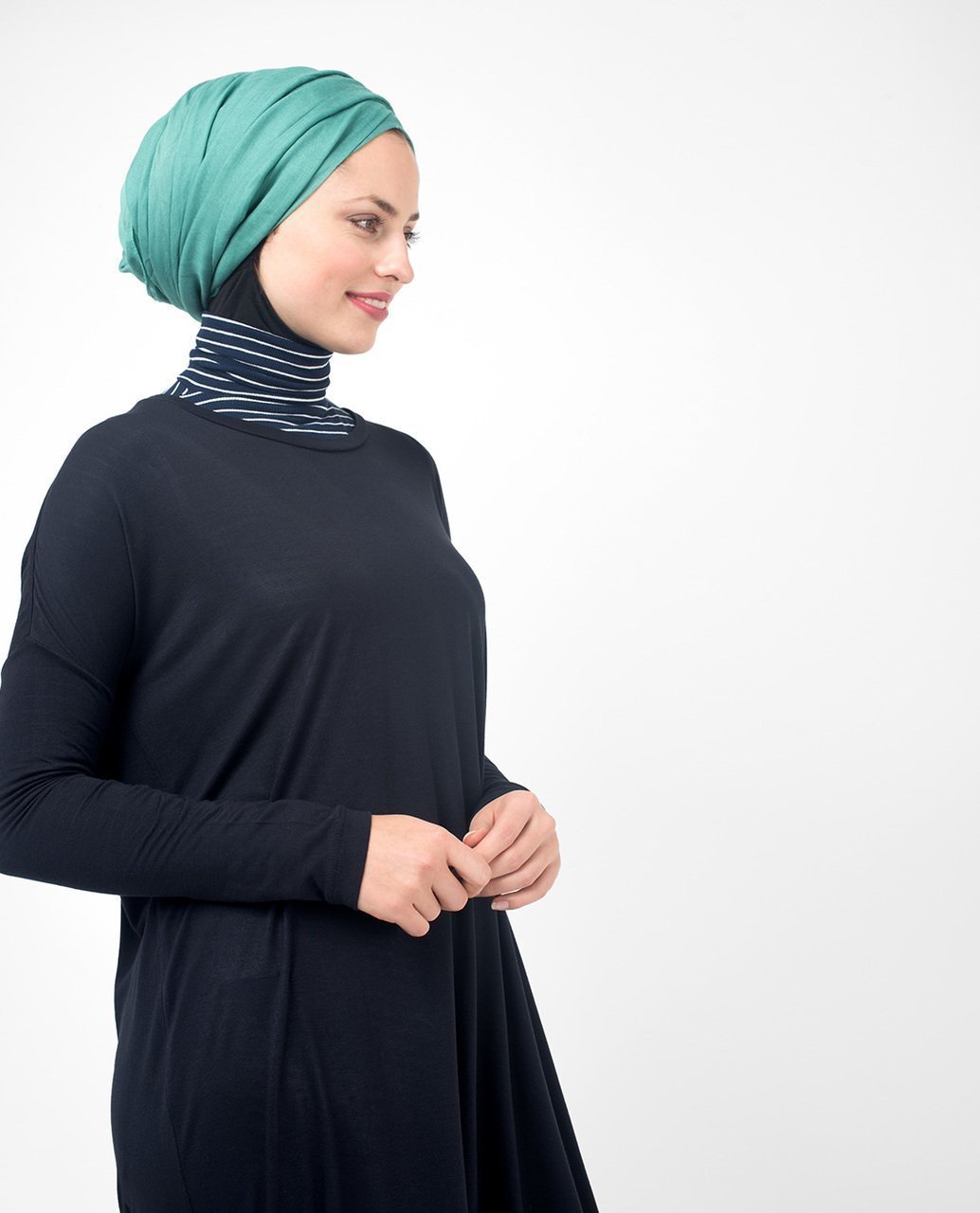 Black Casual Long Modest Top Small (8-10) Petite (- 5'2") 