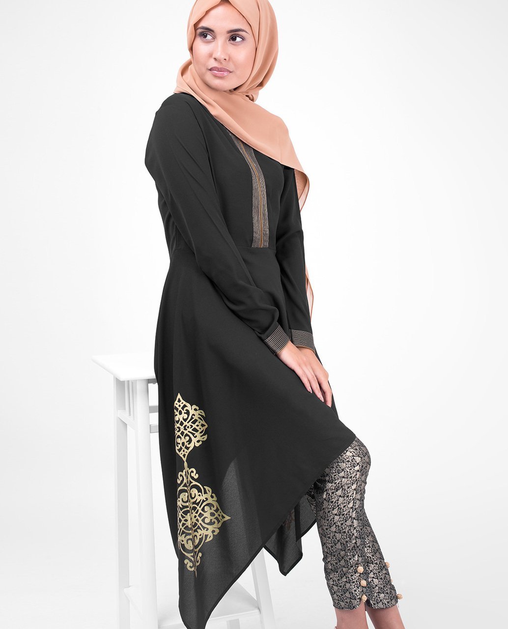 Black & Gold Print Modest Tunic Dress Small (8-10) Petite (- 5'2") Black & Gold