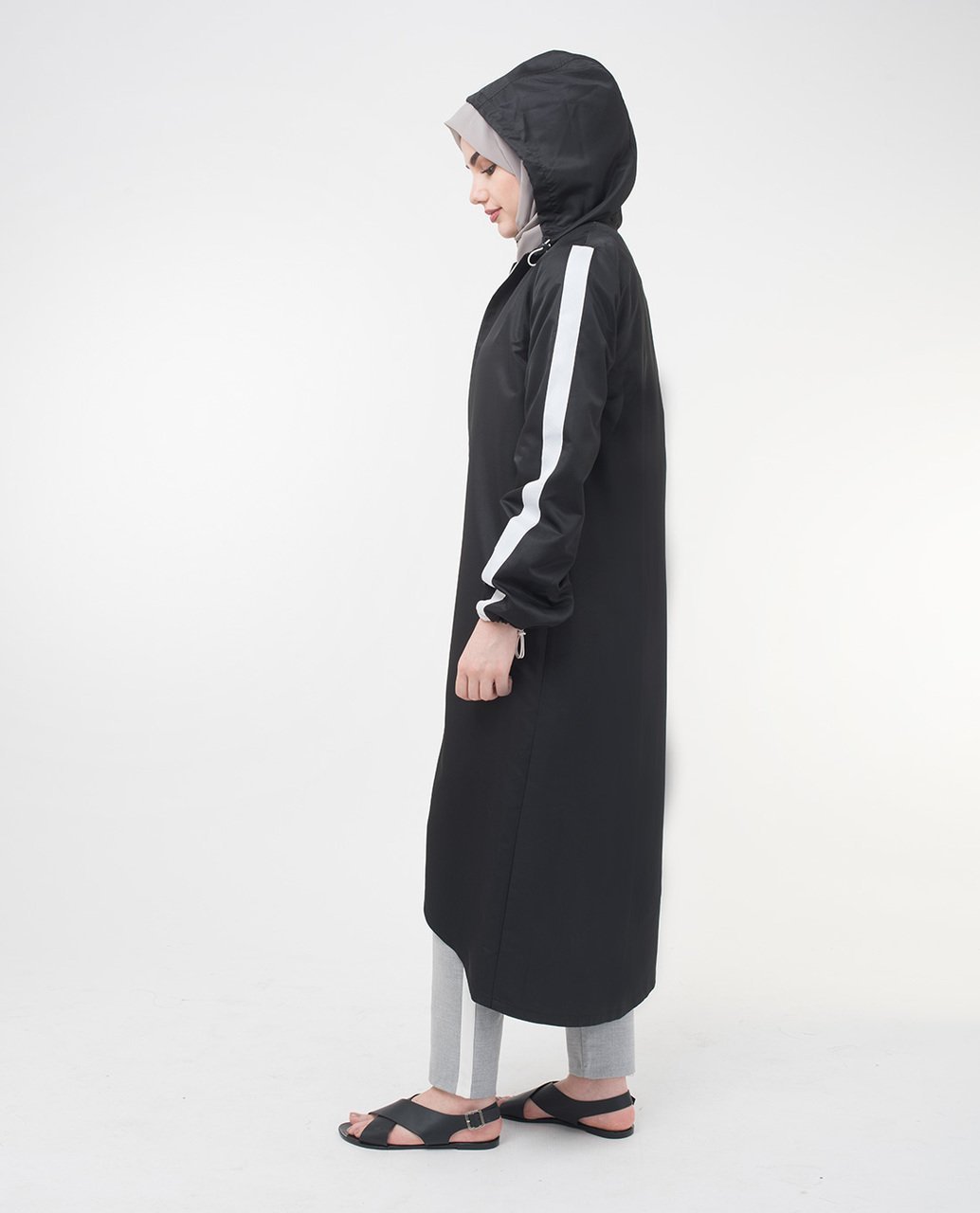 Black Hooded Outerwear Small Petite (- 5'2") Black