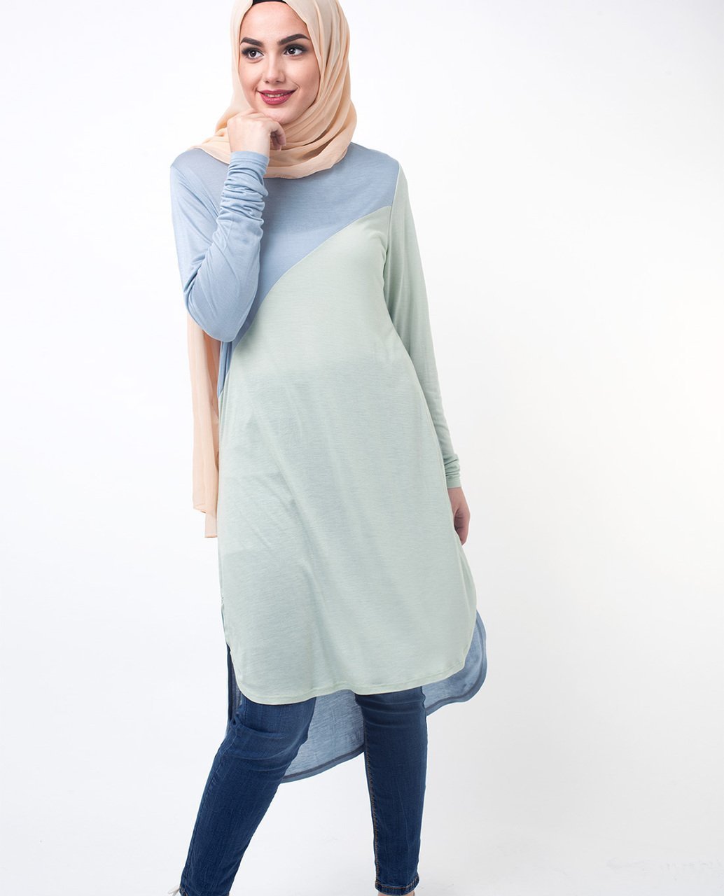 Color Blocking Longer Back Modest Top in Blue & Green Color ...