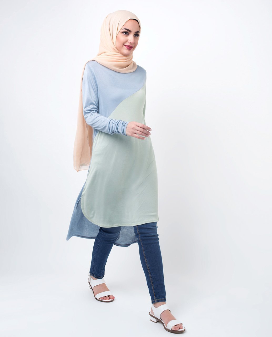Color Blocking Longer Back Modest Top in Blue & Green Color ...