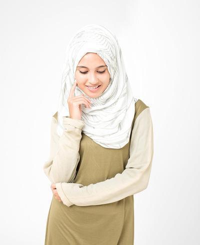 Gardenia Highrise Hijab Medium Snow White 
