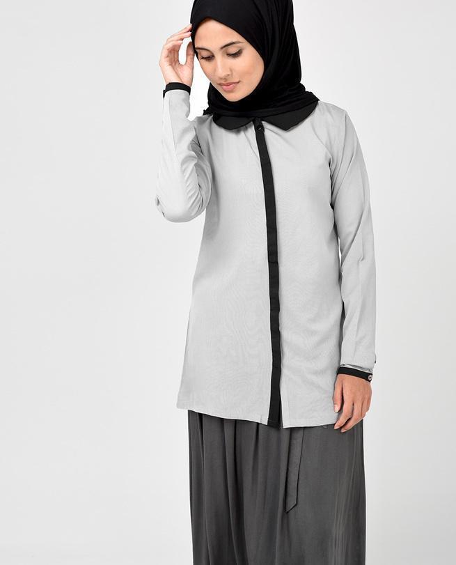 Light Grey and Black Crepe Top Slim 