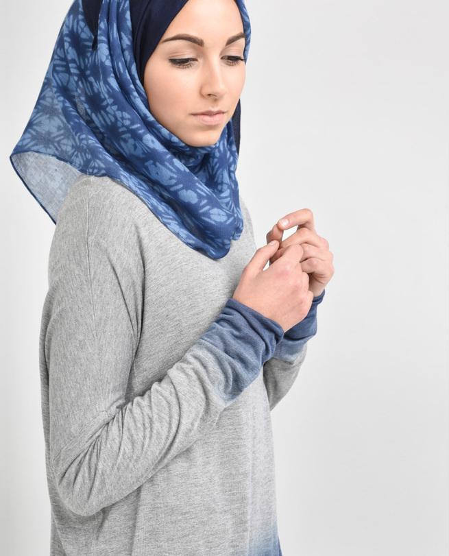 Light Grey and Petrol Blue Top Slim 