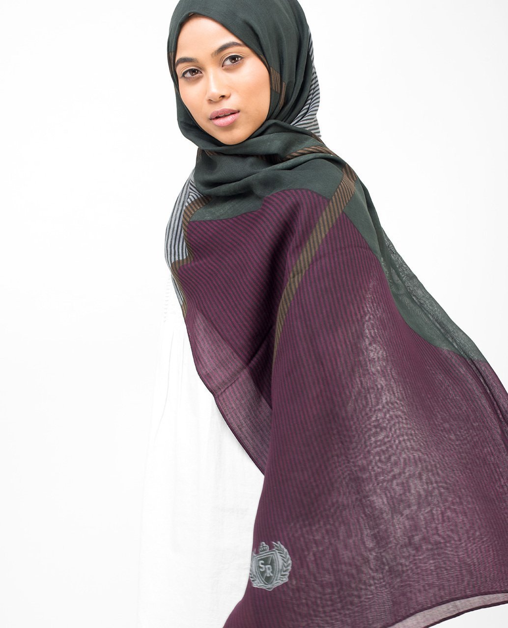 Lines Of Blocks Black, Grey & Purple Hijab Regular 