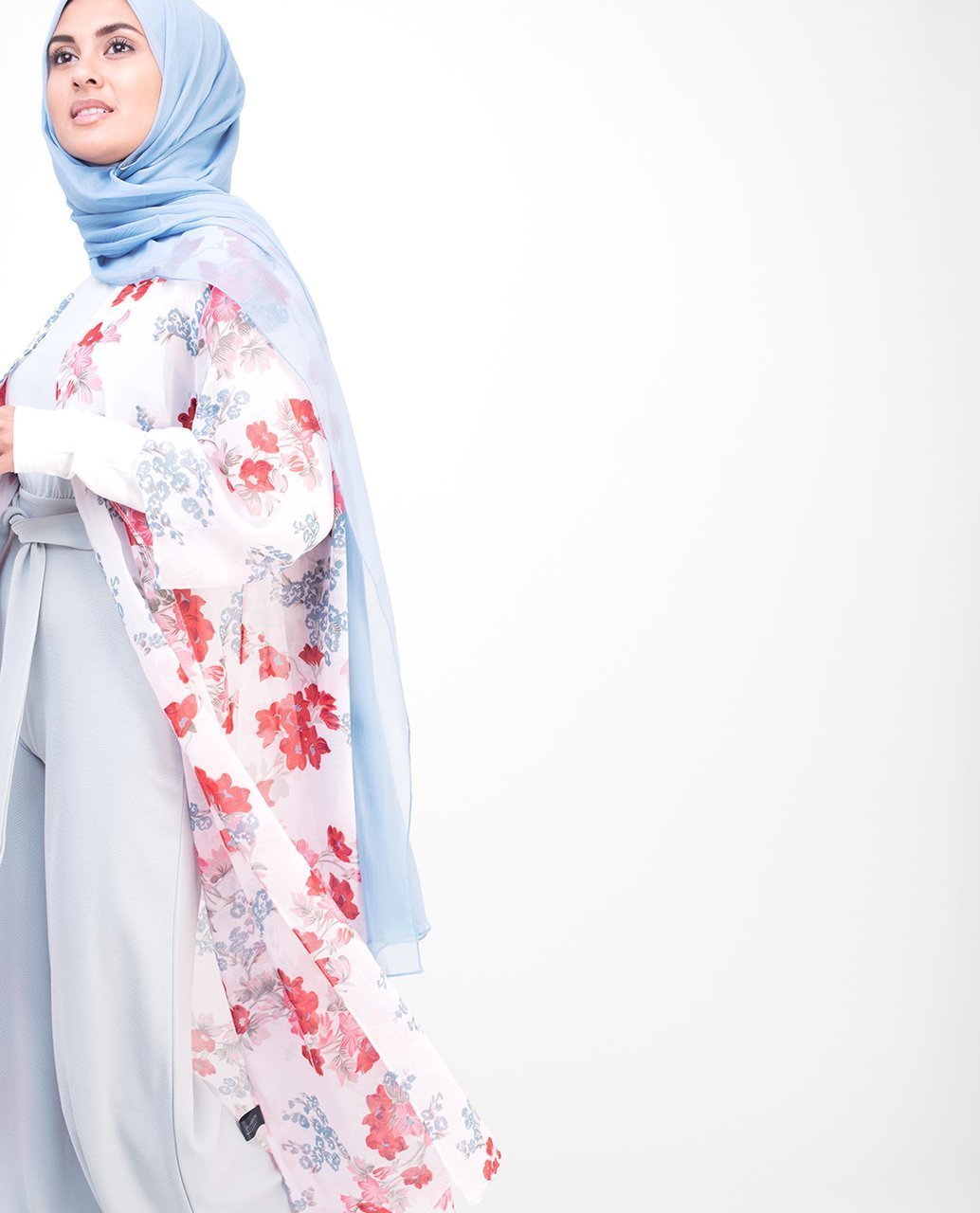 Long White Floral Kimono Small (8-10) Petite (- 5'2") White Floral