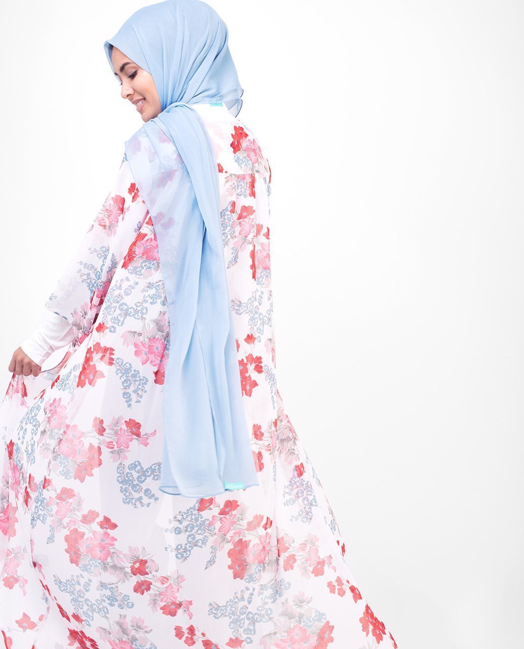 Long White Floral Kimono Small (8-10) Petite (- 5'2") White Floral