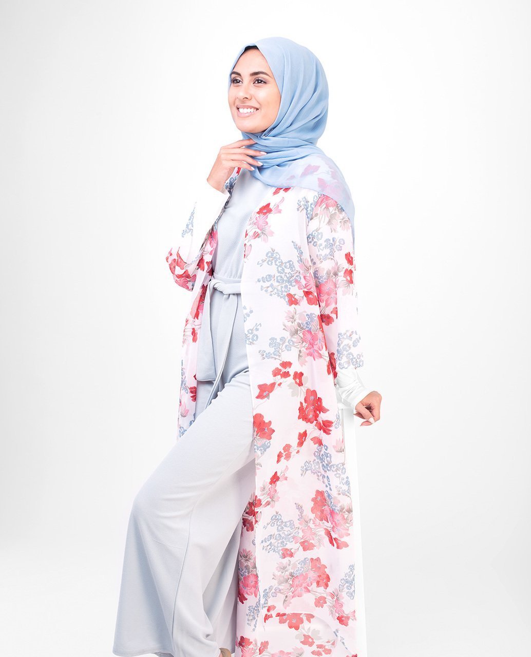 Long White Floral Kimono Small (8-10) Petite (- 5'2") White Floral