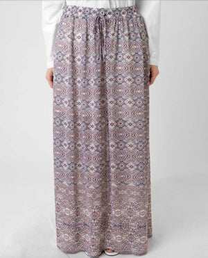 Modest Skirt in Beige Chiffon Slim Petite (W28 L28) Beige 
