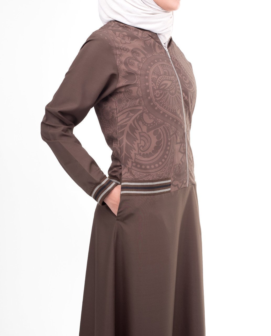 Practical and Beautiful Brown Flared Paisley Print Abaya Jilbab S 54 Brown